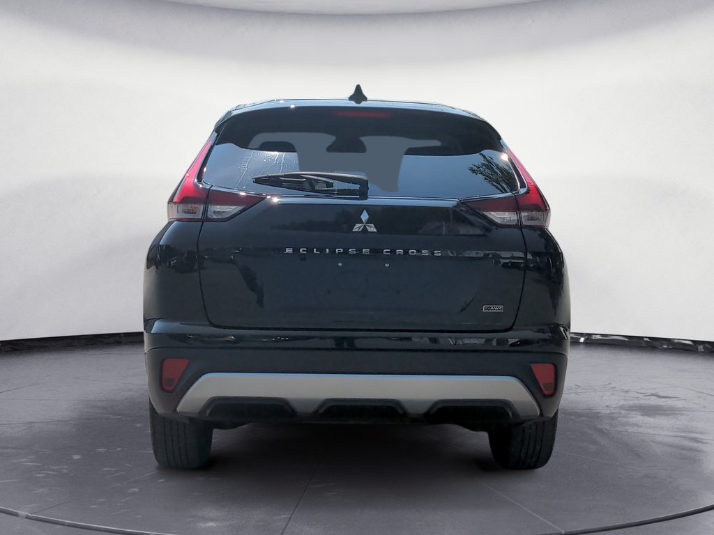 2022 Mitsubishi ECLIPSE CROSS SE
