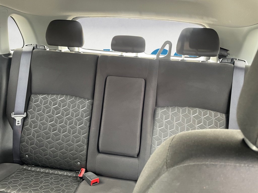 2022 Mitsubishi RVR SE