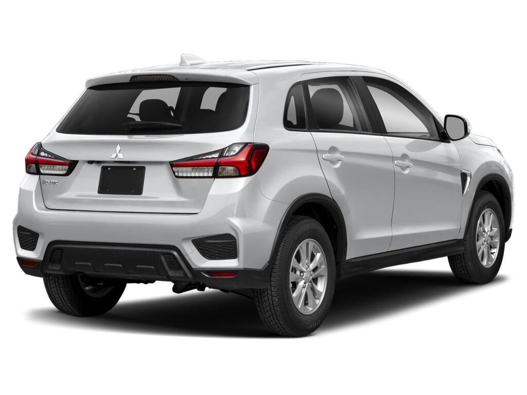 2022 Mitsubishi RVR SE
