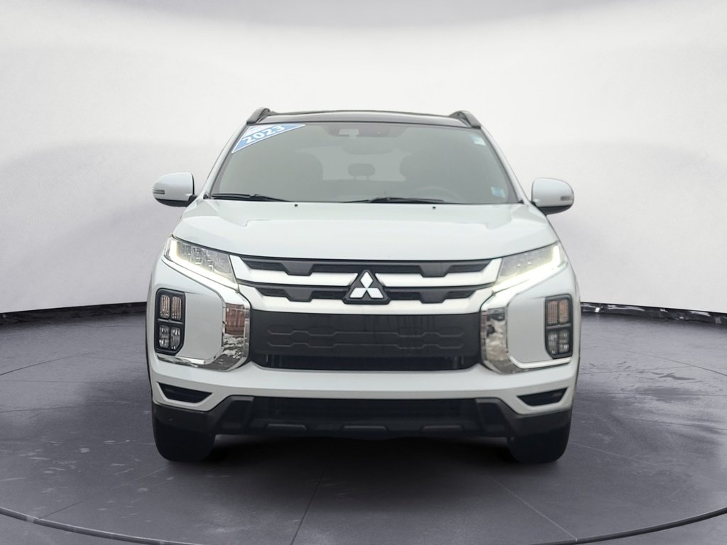 2023 Mitsubishi RVR SE