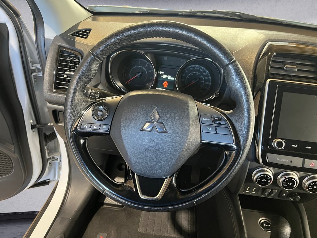 2024 Mitsubishi RVR SE