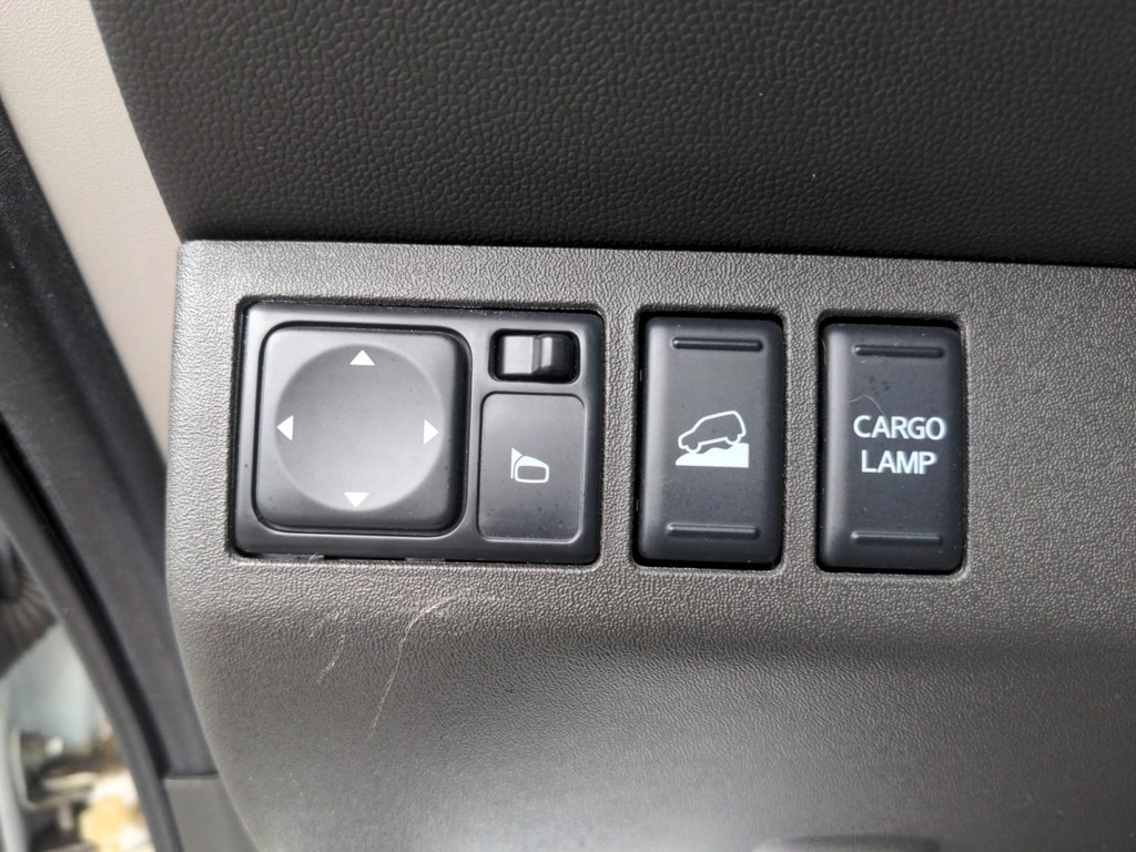 Nissan Frontier PRO-4X !! Ultra Low KMS !! Fresh Trade! 2018