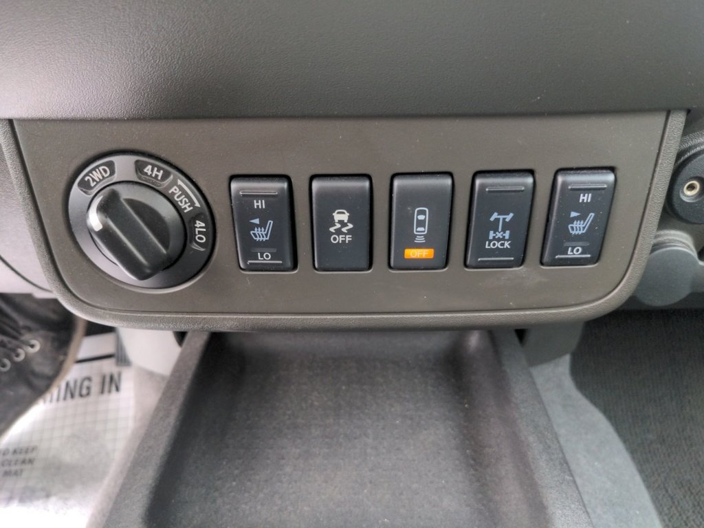 Nissan Frontier PRO-4X !! Ultra Low KMS !! Fresh Trade! 2018