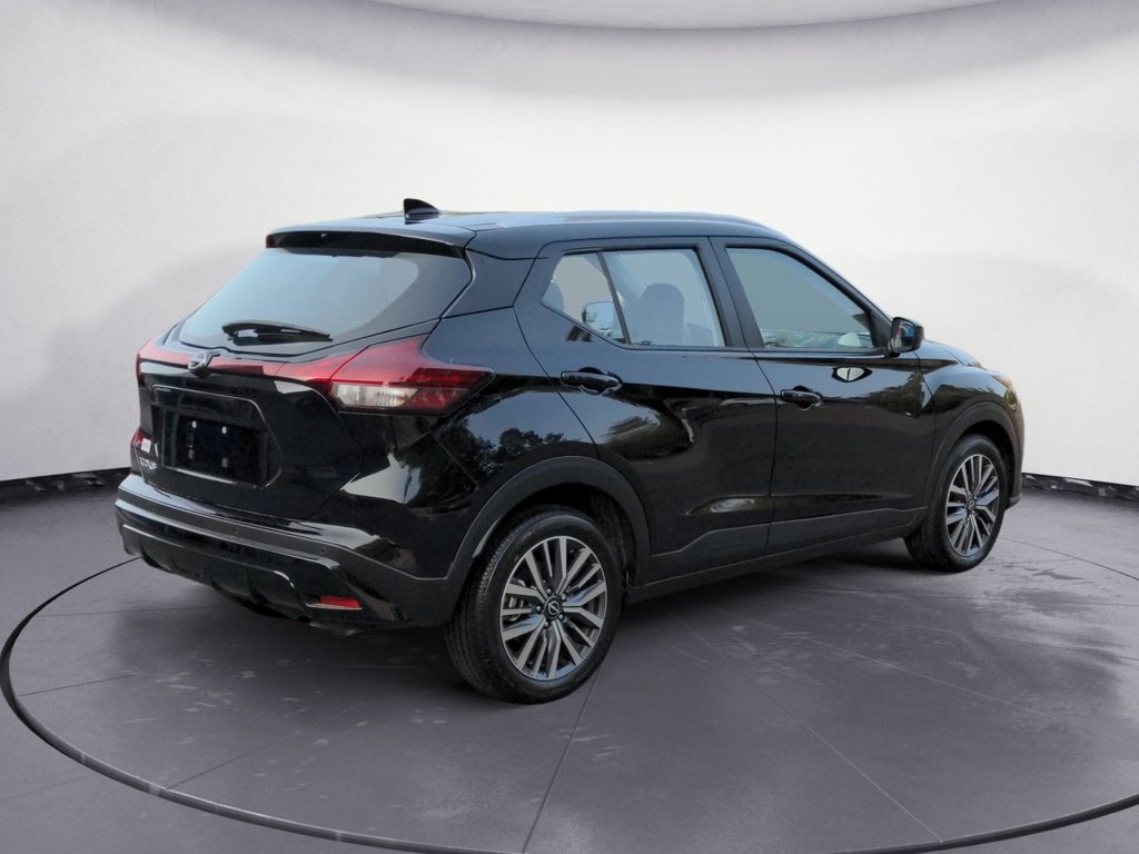 2025 Nissan Kicks Play SV! Demo Special!