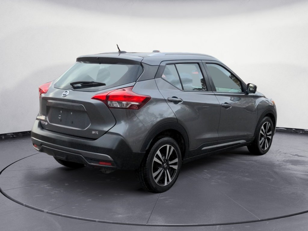 2019 Nissan Kicks SR!