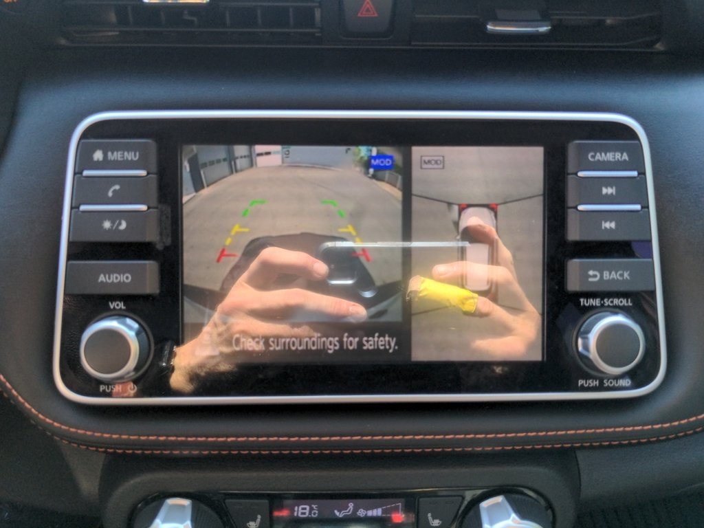 2020 Nissan Kicks SR LOW KMS!
