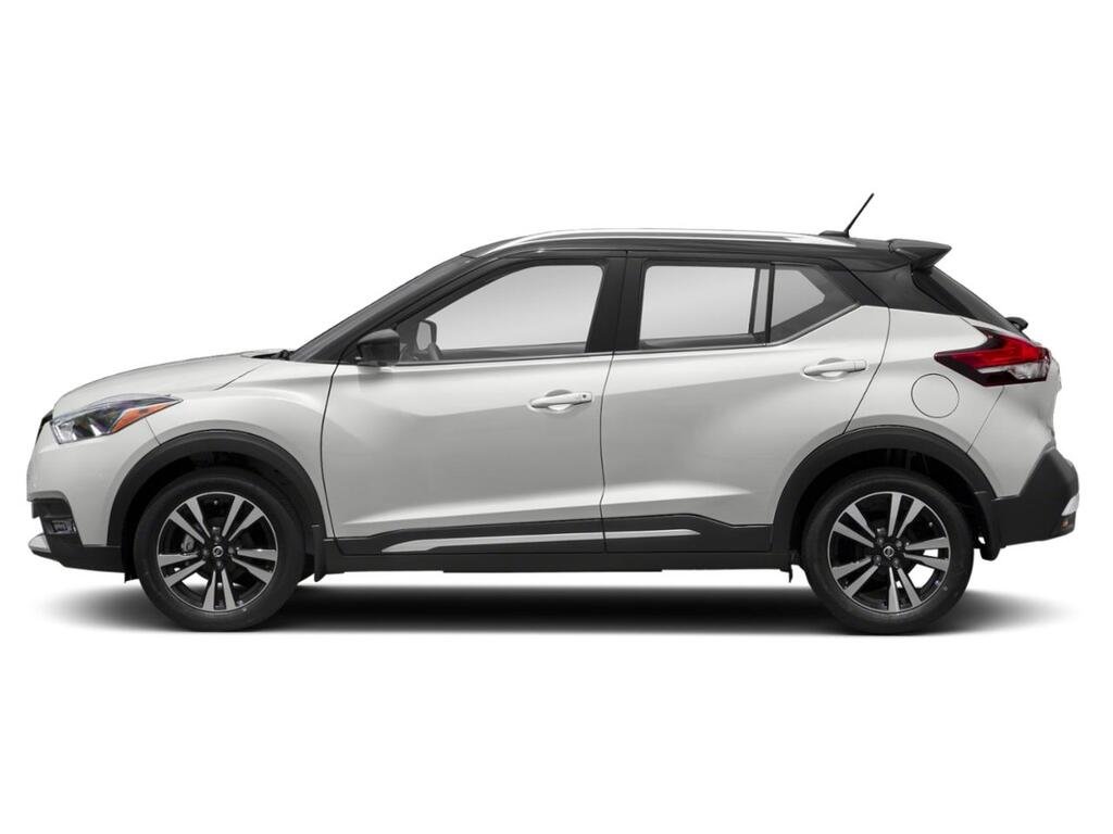 2020 Nissan Kicks SR LOW KMS!