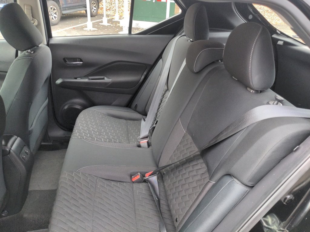 Nissan Kicks SV LOW KMS! 2021