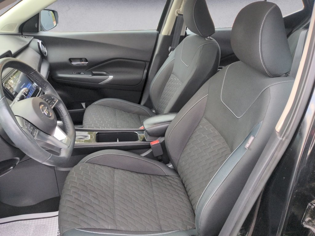 Nissan Kicks SV LOW KMS! 2021
