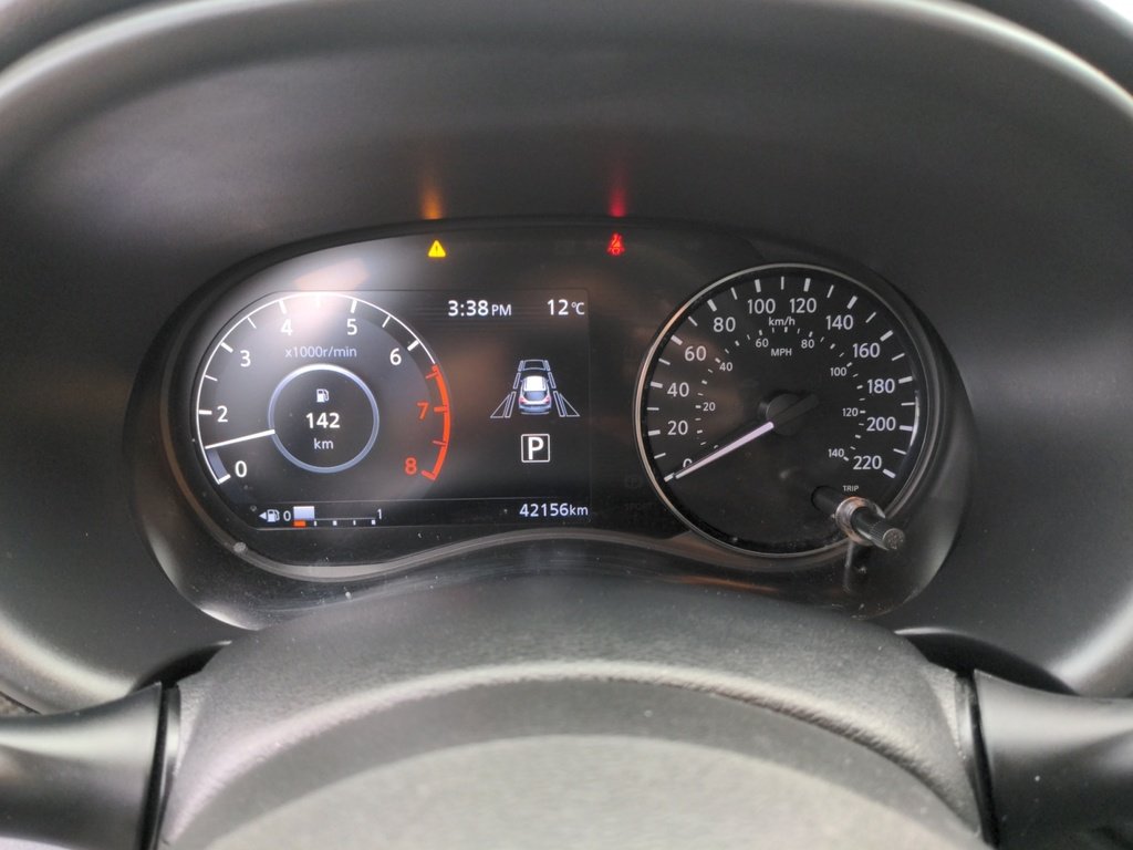 Nissan Kicks SV LOW KMS! 2021