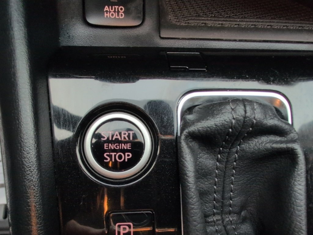 2021 Nissan Kicks SR LOW KMS