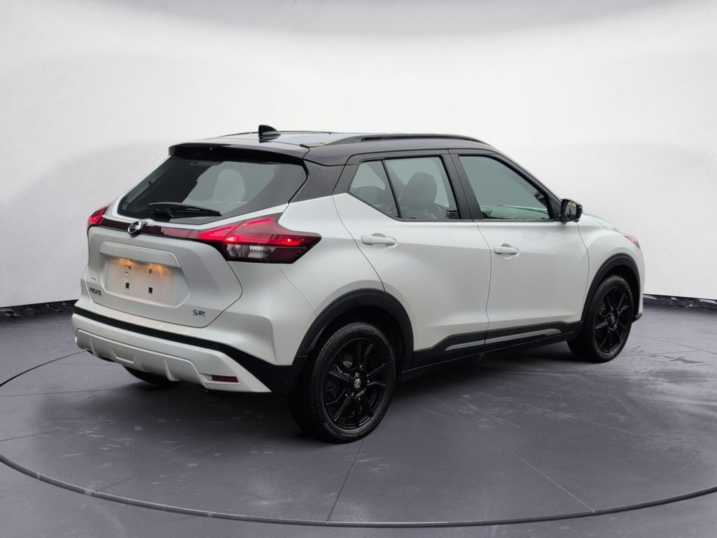 2021 Nissan Kicks SR LOW KMS