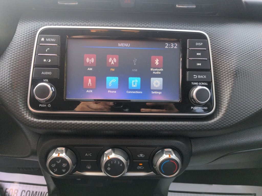 Nissan Kicks S ! Ultra LOW KMS ! 2022