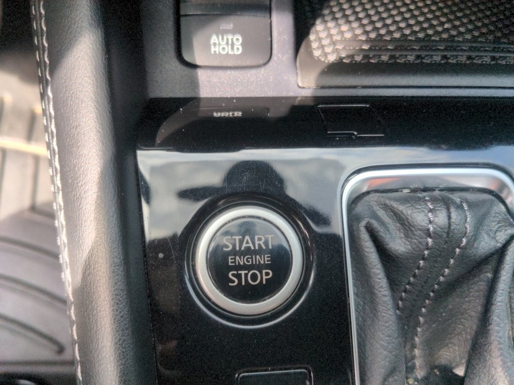 Nissan Kicks SR Premium LOW KMS!! 2023