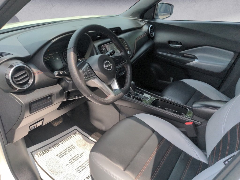 2024 Nissan Kicks SR Premium LOW KMS!!