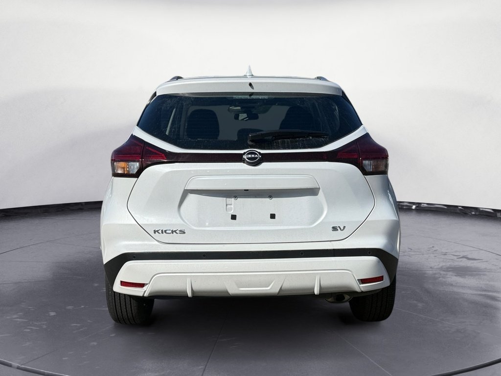 Nissan Kicks SV 2024