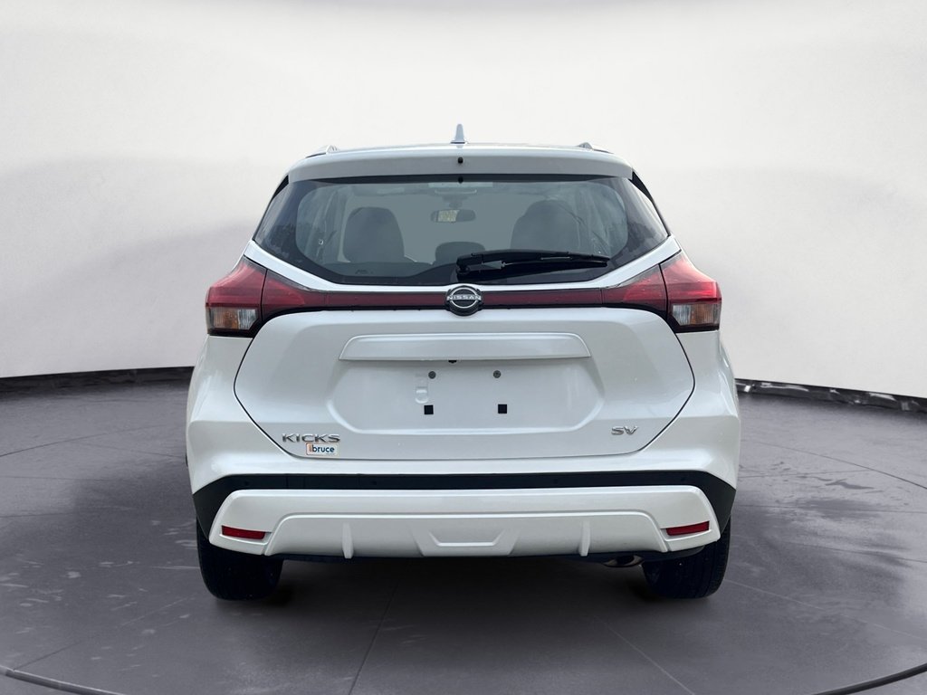 Nissan Kicks SV 2024