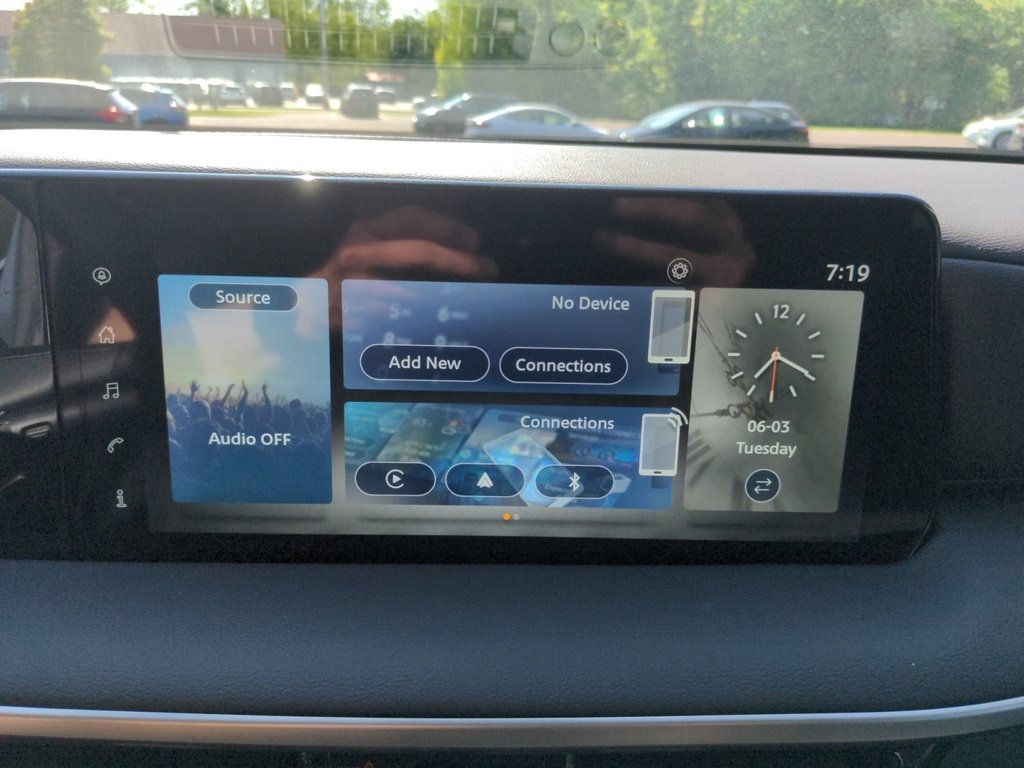 2025 Nissan Kicks S FWD - Demo Special