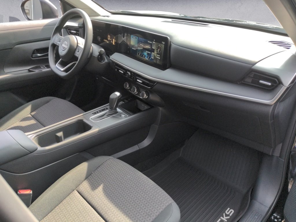 2025 Nissan Kicks S FWD - Demo Special