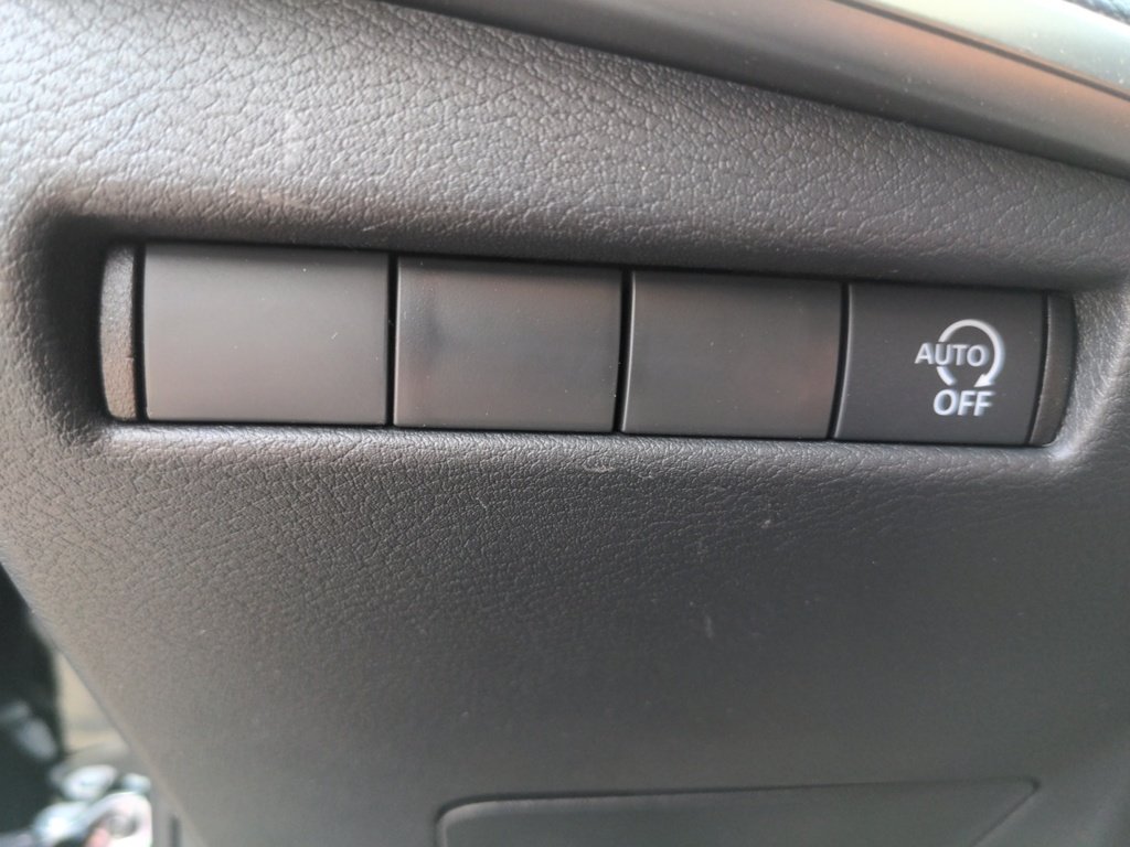 2025 Nissan Kicks S FWD - Demo Special