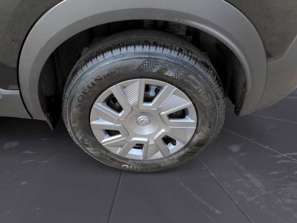 2025 Nissan Kicks S FWD - Demo Special