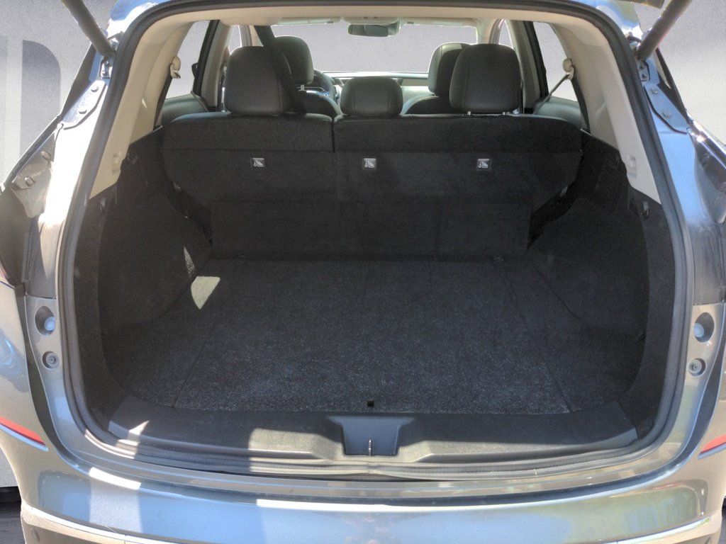 2023 Nissan Murano LOW KMS!!