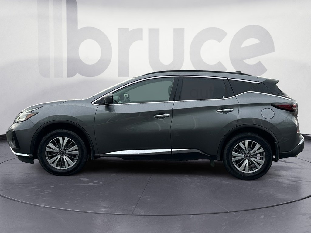 Nissan Murano LOW KMS!! 2023