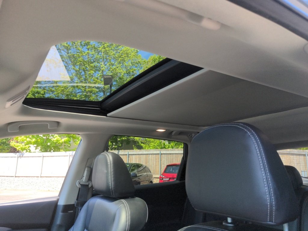 2023 Nissan Murano LOW KMS!!