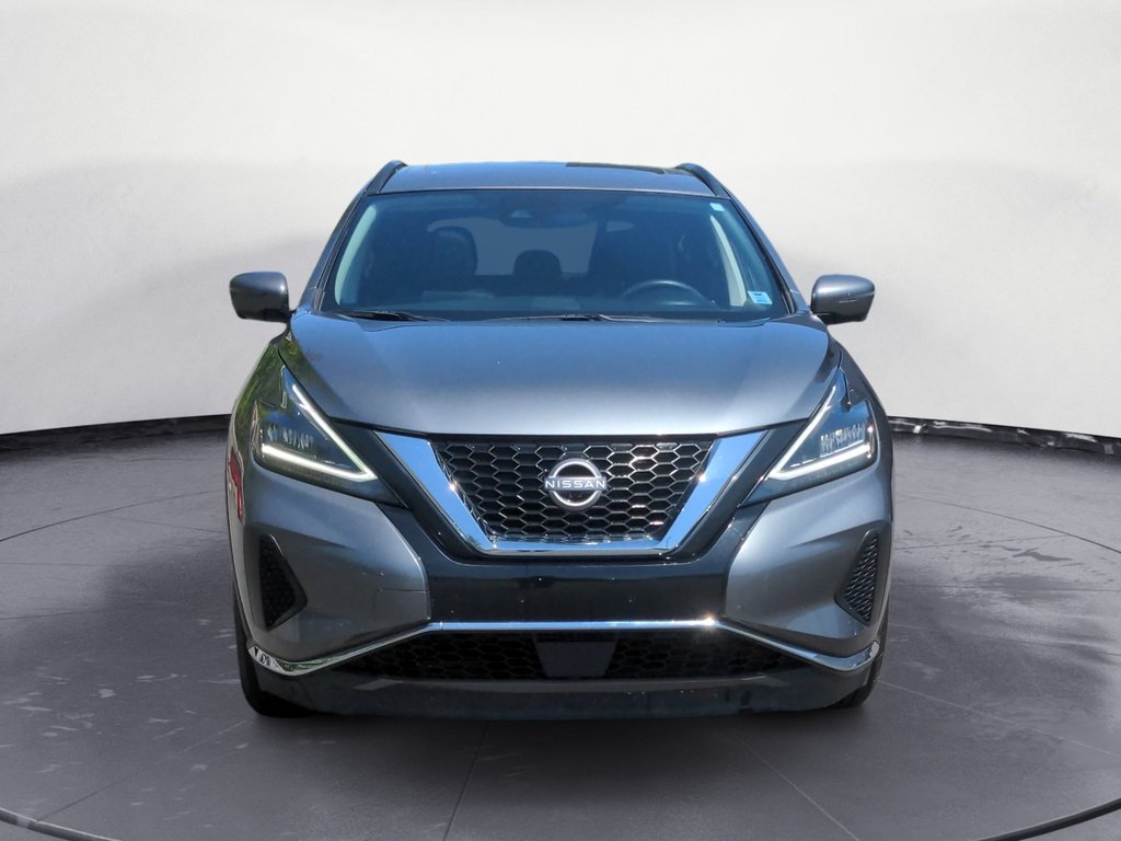 2023 Nissan Murano LOW KMS!!