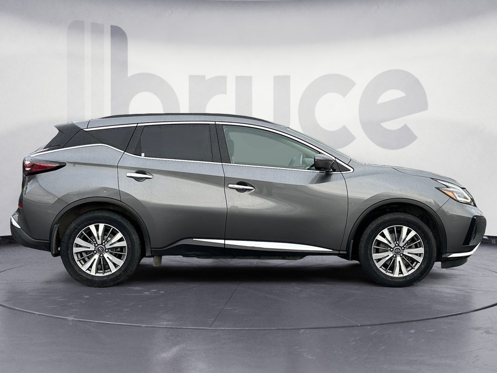 Nissan Murano LOW KMS!! 2023