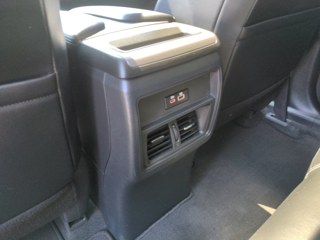 2023 Nissan Murano LOW KMS!!