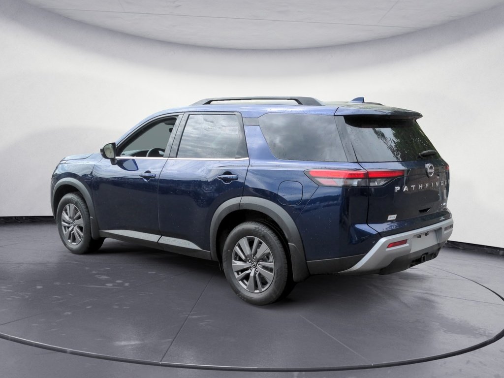 2024 Nissan Pathfinder SV AWD LOW KMS