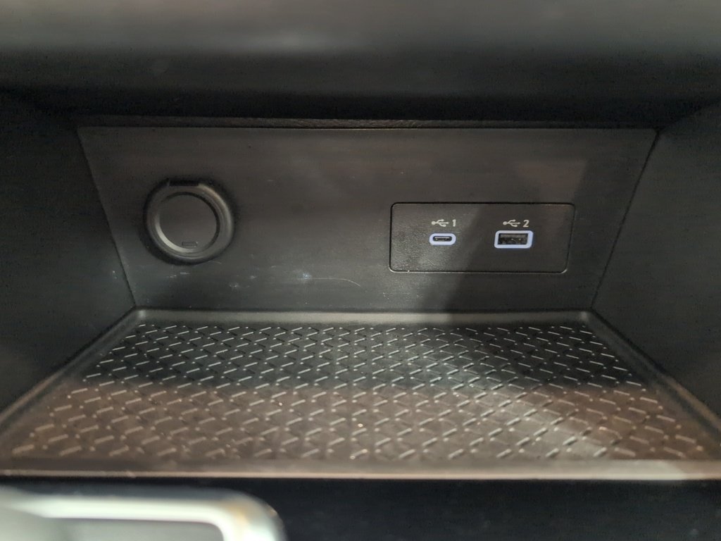 2024 Nissan Pathfinder SV AWD 8 Passenger!