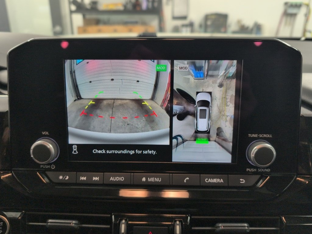 2024 Nissan Pathfinder SV AWD 8 Passenger!