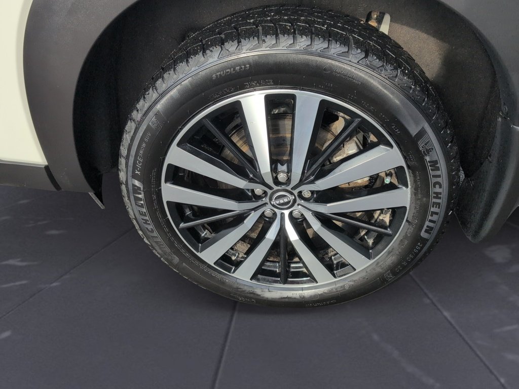 2024 Nissan Pathfinder PLATINUM AWD! Brown Leather Interior !