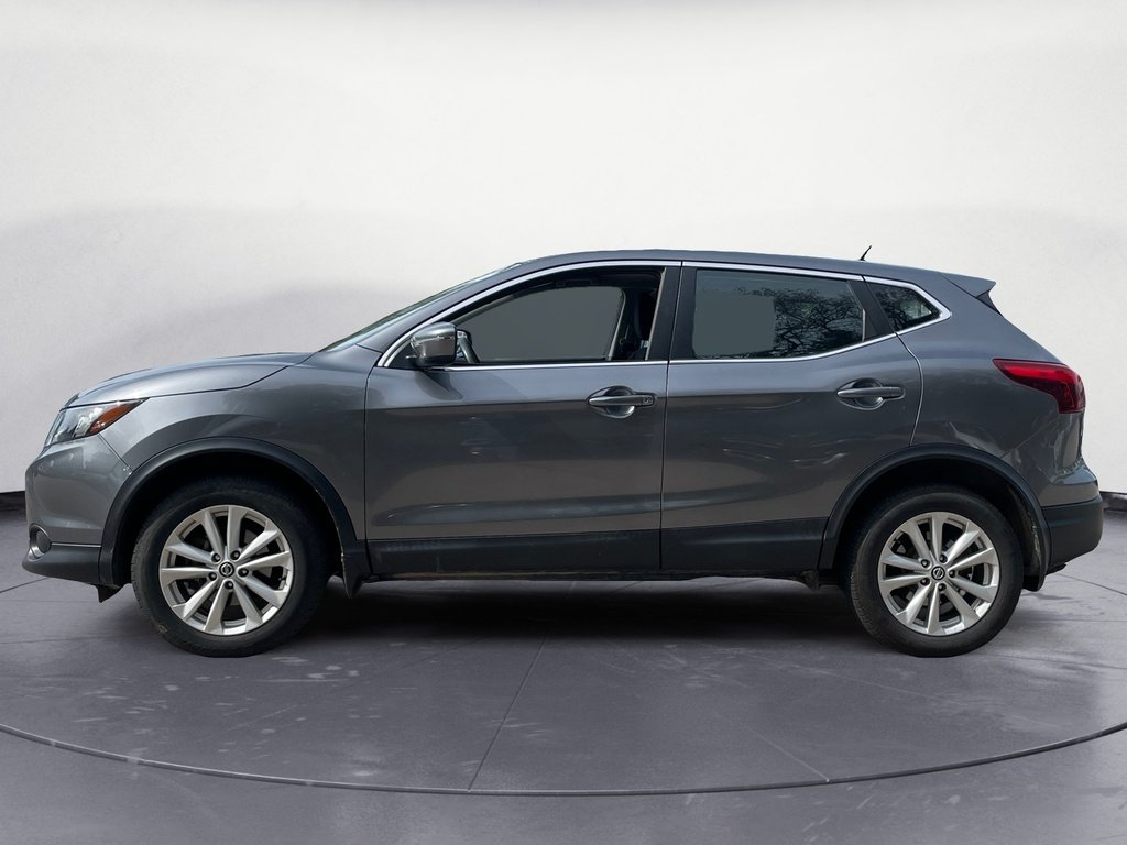 2019 Nissan Qashqai S