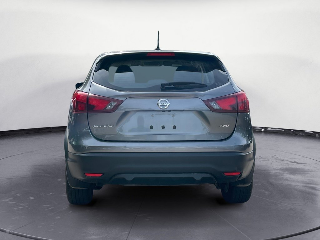 2019 Nissan Qashqai S