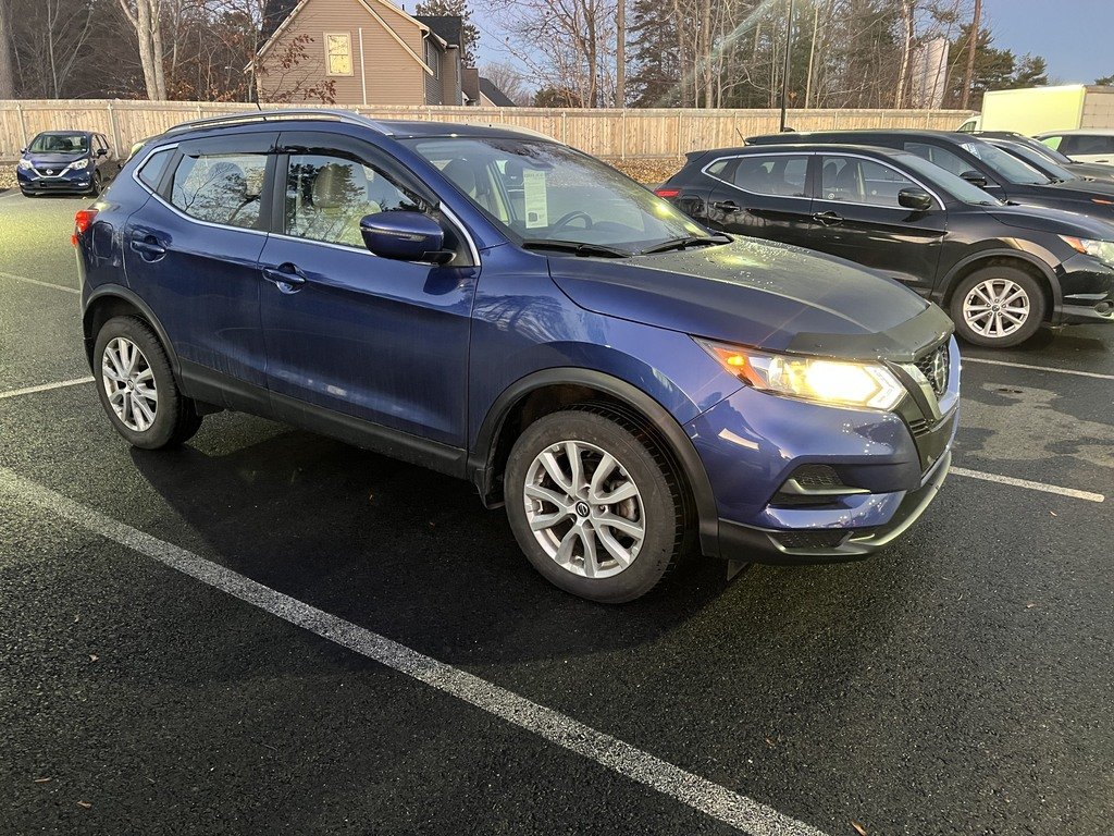 2023 Nissan Qashqai SV AWD! Fresh Trade!