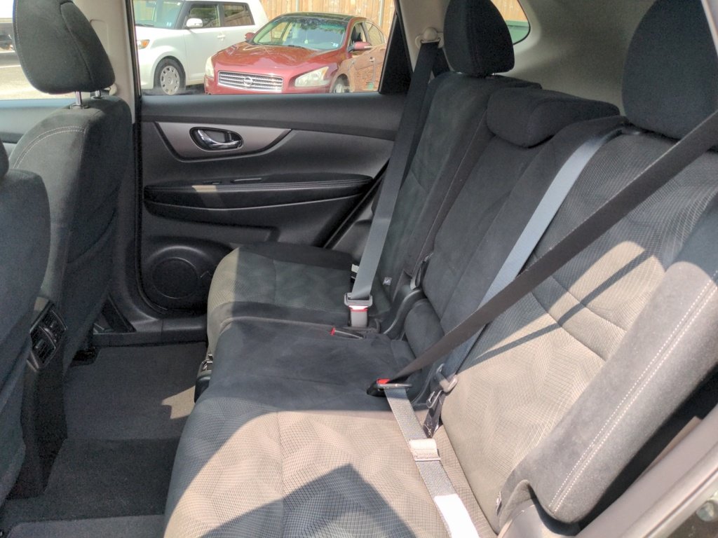 Nissan Rogue SV FWD 2015