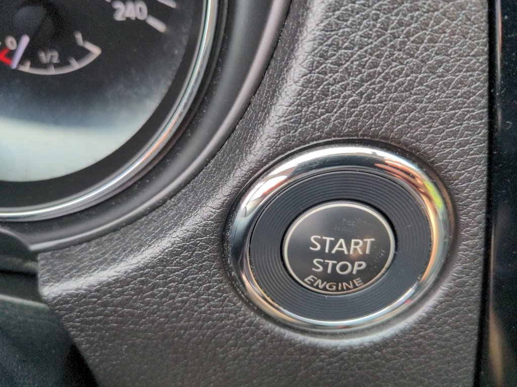 Nissan Rogue SV FWD 2015