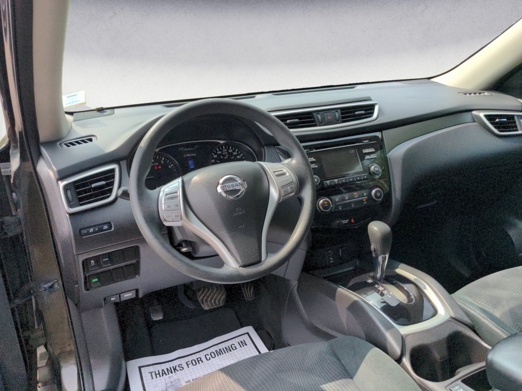 Nissan Rogue SV FWD 2015