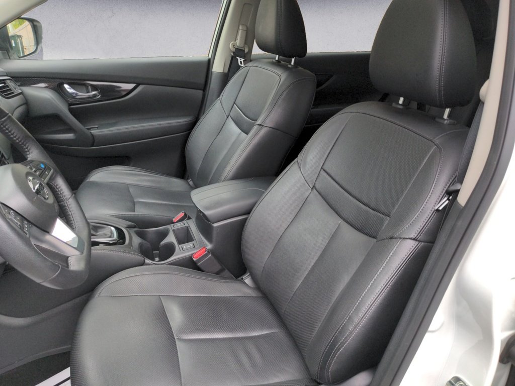 2020 Nissan Rogue SL PLATINUM LOW KMS