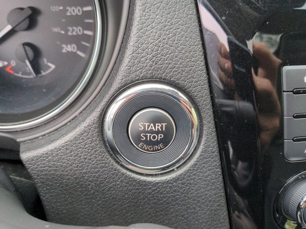 2020 Nissan Rogue SL PLATINUM LOW KMS