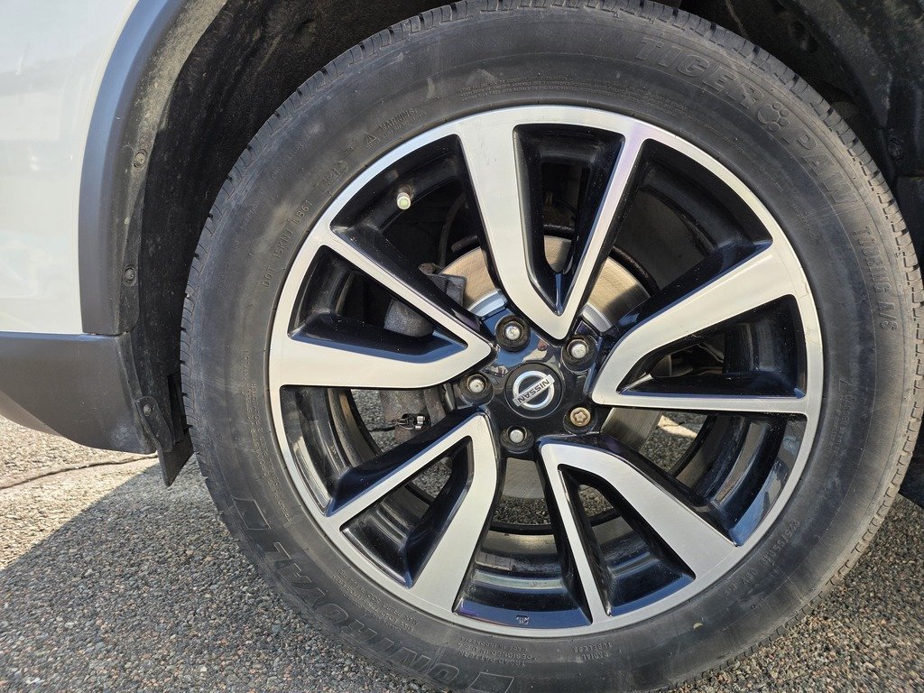 2020 Nissan Rogue SL