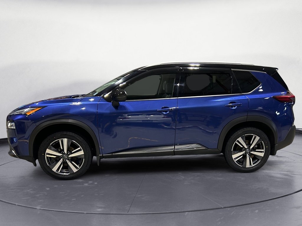2023 Nissan Rogue SL LOW KMS!!