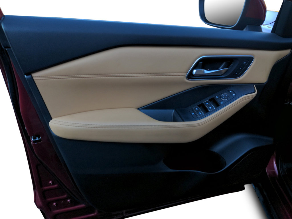 2023 Nissan Rogue Platinum ! AWD ! Leather heated and cooled!