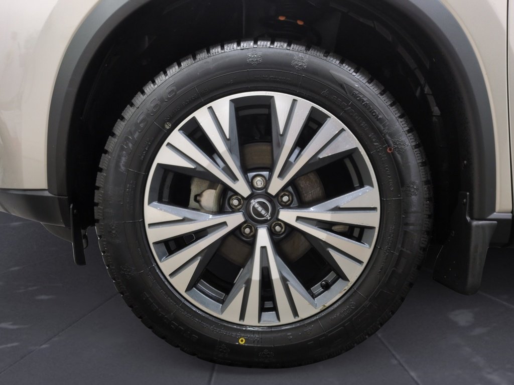 2023 Nissan Rogue SV MOONROOF