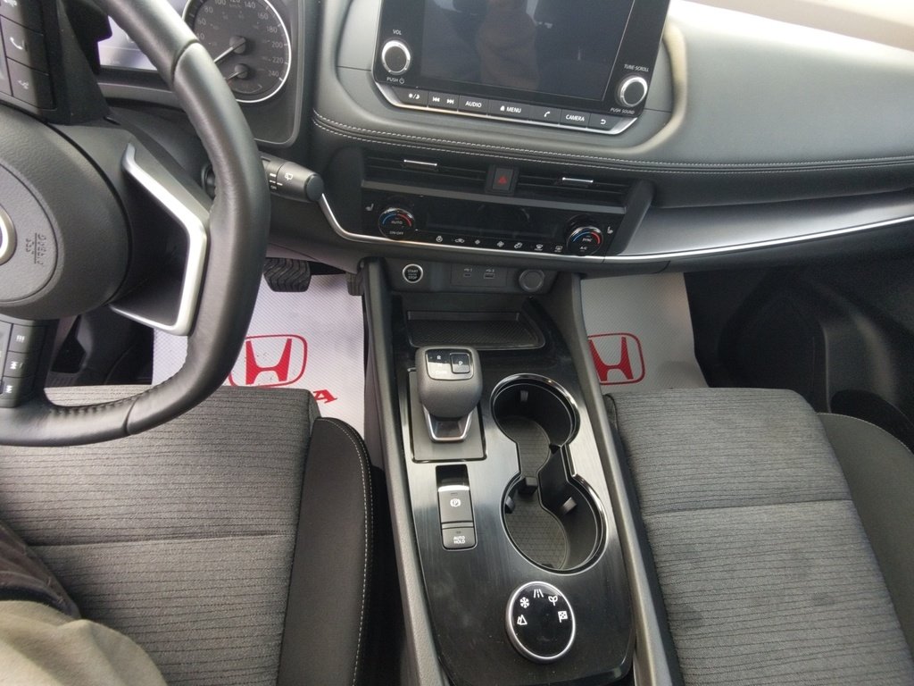 2023 Nissan Rogue SV MOONROOF