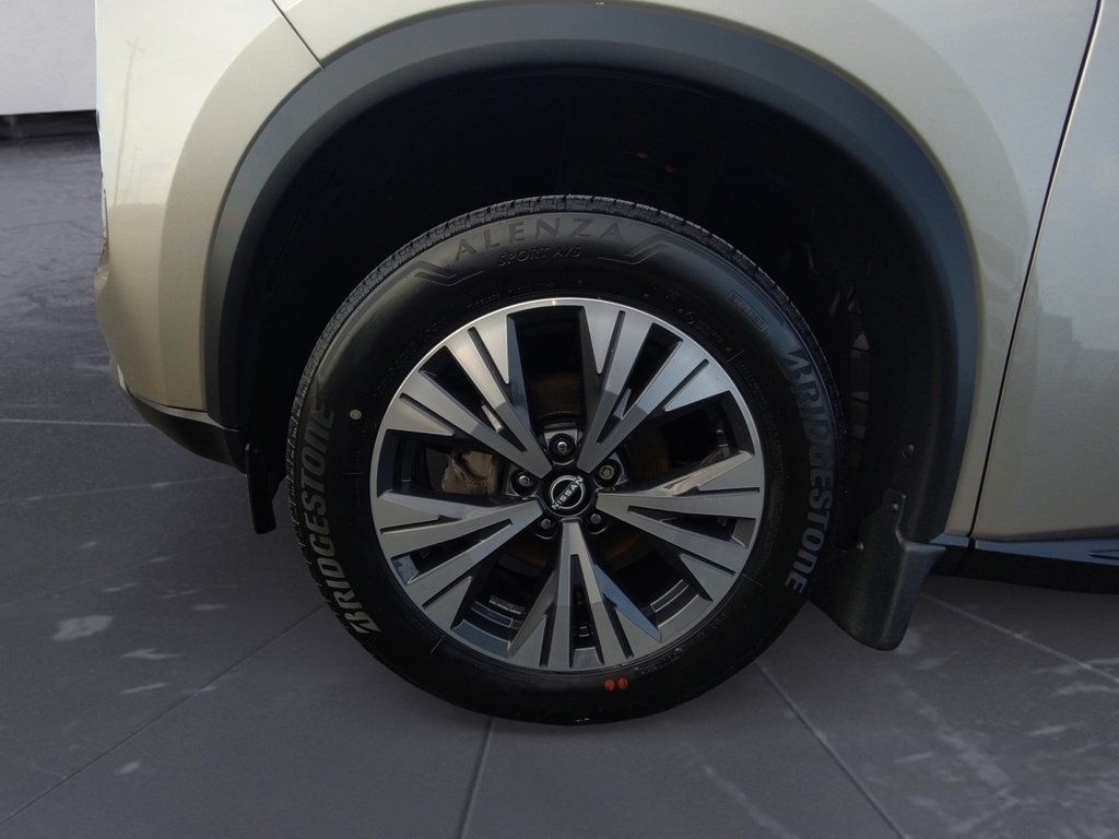 2023 Nissan Rogue SV MOONROOF