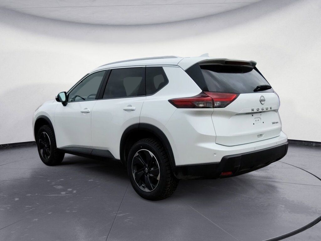 2024 Nissan Rogue SV MOONROOF